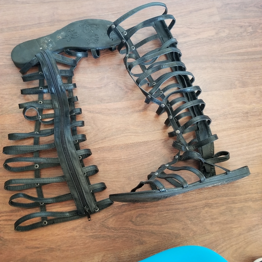 Sandals - Picture 2 of 2